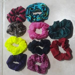 10 Hair Scrunchies / Wristlet NEW Assorted #183